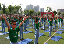 千余名学生齐参与 临河里小学首届全员运动会来袭！