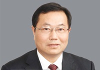 人大附中航天城学校校长周建华：教师的成长要做到“顶天立地”