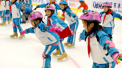 教科院石景山附属实验学校：冰雪运动我先行