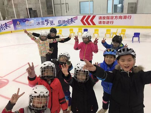北京师范大学附属中学京西分校：冰雪运动 寄情冬奥