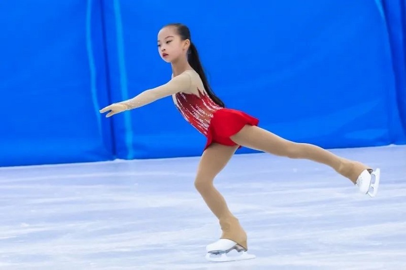 北京市星河实验学校国美分校：冰雪上的健将与舞者