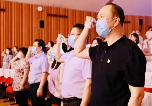 北京十八中教育集团举行“永远跟党走”庆祝建党100周年暨优秀党员表彰大会