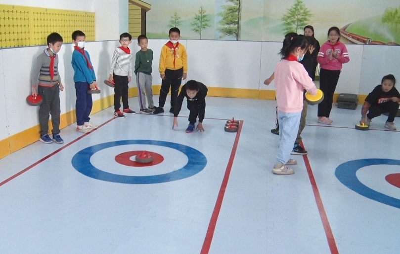 北京市石景山区金顶街第二小学：打造阳光课程 培养阳光少年