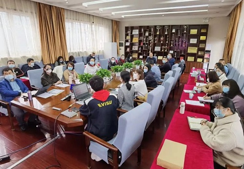 陈经纶中学教学集团召开德育与科体艺工作交流会