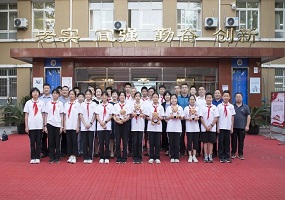 北京市陈经纶中学本部初中校区开展“开学季法治第一课”活动