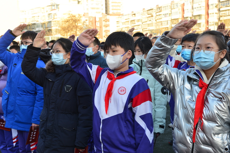 首都师范大学附属苹果园中学春季开学典礼：奋进话成长 青春铸芳华