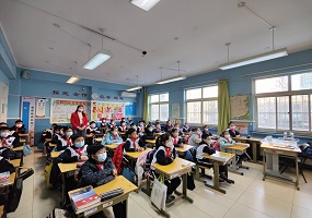 白家庄小学举行春季开学典礼