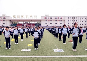 黑芝麻胡同小学优质资源带春季田径运动会开赛