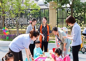 瀛海三幼劳动教育课程阶段成果展示暨郑少华名师工作室观摩活动