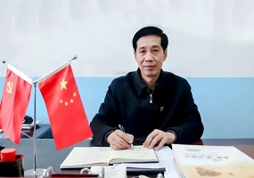 北京市丰台区职业教育中心学校孙峰：丹心一片系北疆  职教帮扶助圆梦