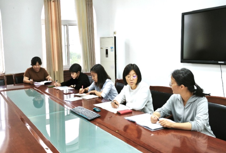 北京教育学院附属丰台实验学校思政组总结系列报道