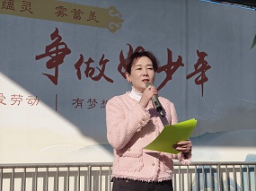 龙泉雾小学副书记、副校长刘军艳：迎接新学期