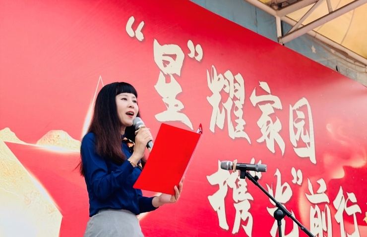 北京市昌平区回龙观第二小学党支部书记兼校长孙元伟：“星”耀家园  携“光”前行