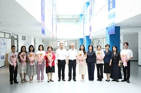 石景山区开展教师节走访慰问活动