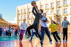 北京东城：五年累计扩充学位超32600个