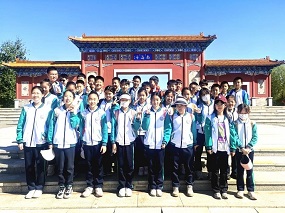 垂杨柳中心小学劲松分校开展春日主题实践活动