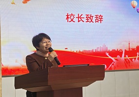 垂杨柳中心小学金都分校书记、校长郑丹娜：强体润心 逐光前行