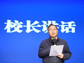 人大附中航天城学校校长周建华：健康第一，筑梦未来