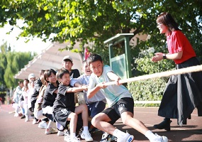 北京市海淀区中关村第二小学用行动贯彻“健康第一”