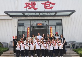 丰台和义学校携手北方昆曲剧院，求解非遗进校园的常态化密码。