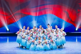 中关村二小金帆舞蹈团二十周年专场演出，一堂直击人心的实景美育课