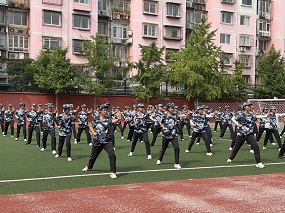 北师大实验中学丰台学校军训场变身多元成长实践场