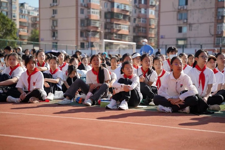 秋光为序启新程 奋楫扬帆向未来——天津市第七中学2026—2027学年第一学期开学典礼纪实
