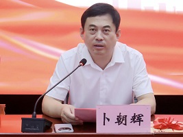 大兴区委教育工委委员、北京小学大兴分校校长卜朝辉：向下扎根向上生长，做新时代少年