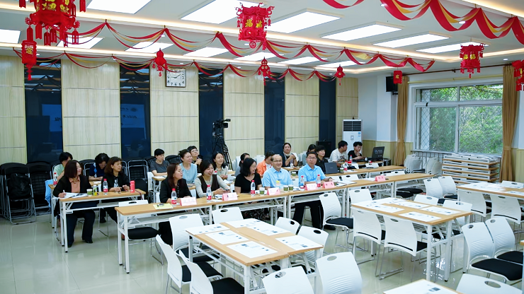 北京市中小学校长办学成果提炼专题研修班赴中国教育科学研究院朝阳实验学校调研参访