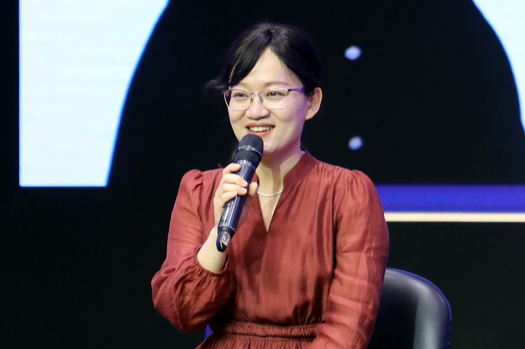 07 英语教研组 熊学勤.jpg