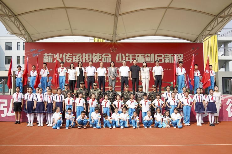 合影1.jpg