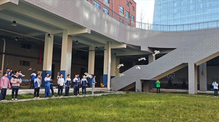 1764666081138564.jpg 留空时间挑战赛.jpg