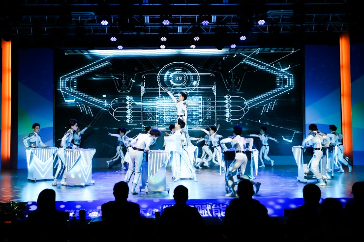 1765449414940021.jpg 生态舞蹈苍穹之约.JPG