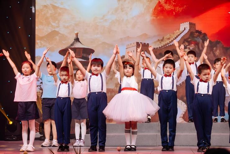 1783330744171772.jpg 彩色的中国.jpg