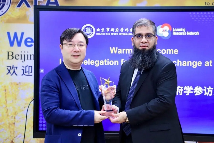 640中间.jpg